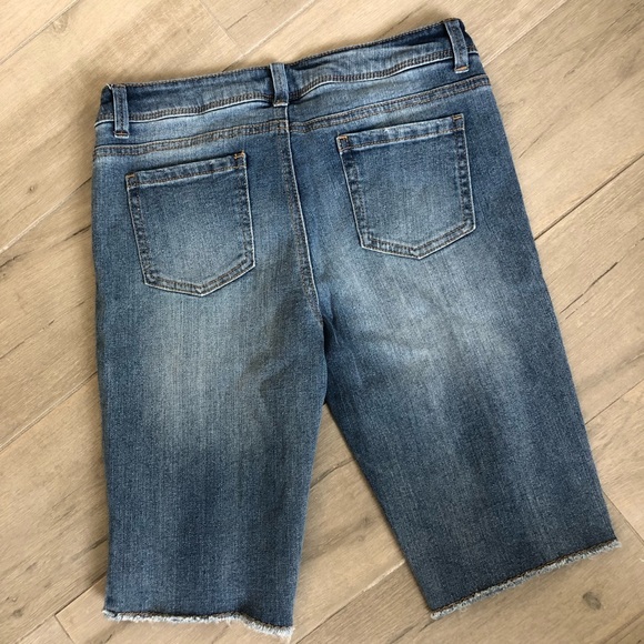 Distressed Denim Bermuda Skimmer Shorts NWOT - Picture 10 of 11